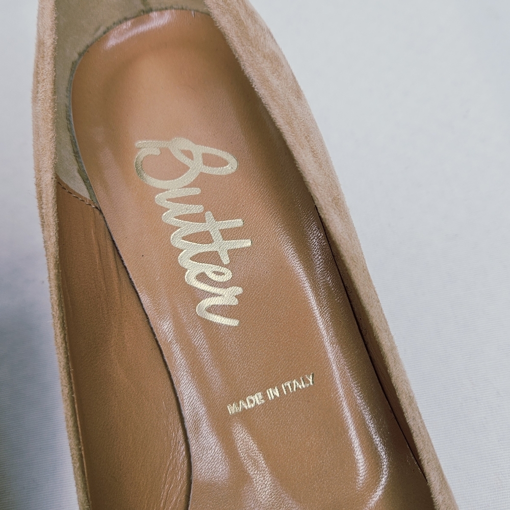 Butter Italy Suede Kitten Heel Pump in Tan Size 8 with Pink Flower - Picture 5 of 9